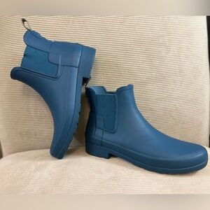 HUNTER Refined Chelsea Boot (Women) SIZE 7